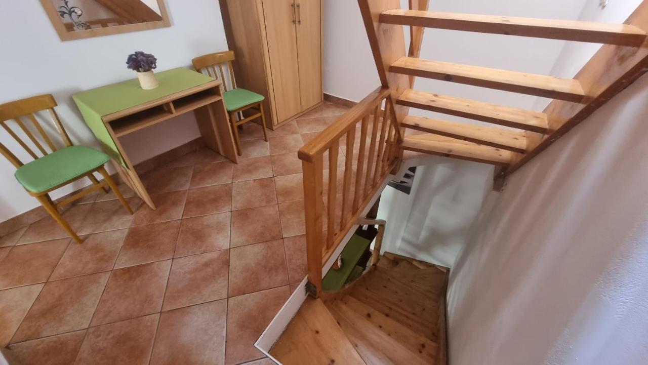 Apartmán Igor With Balcony And Sea View